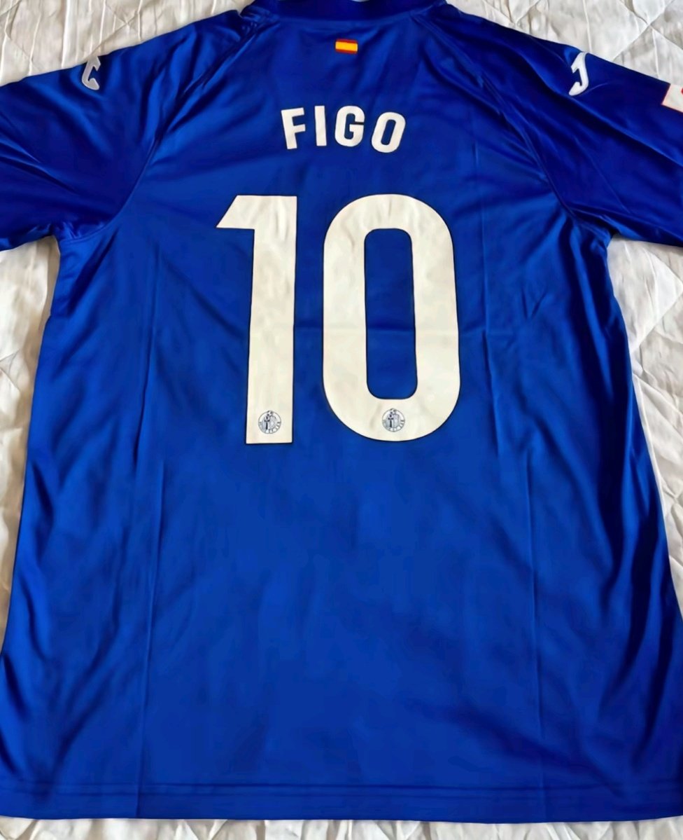 ancaro_33's tweet photo. Si le encuentras sentido a la camiseta eres mi amigo para siempre. https://t.co/a9aCxSVUVz