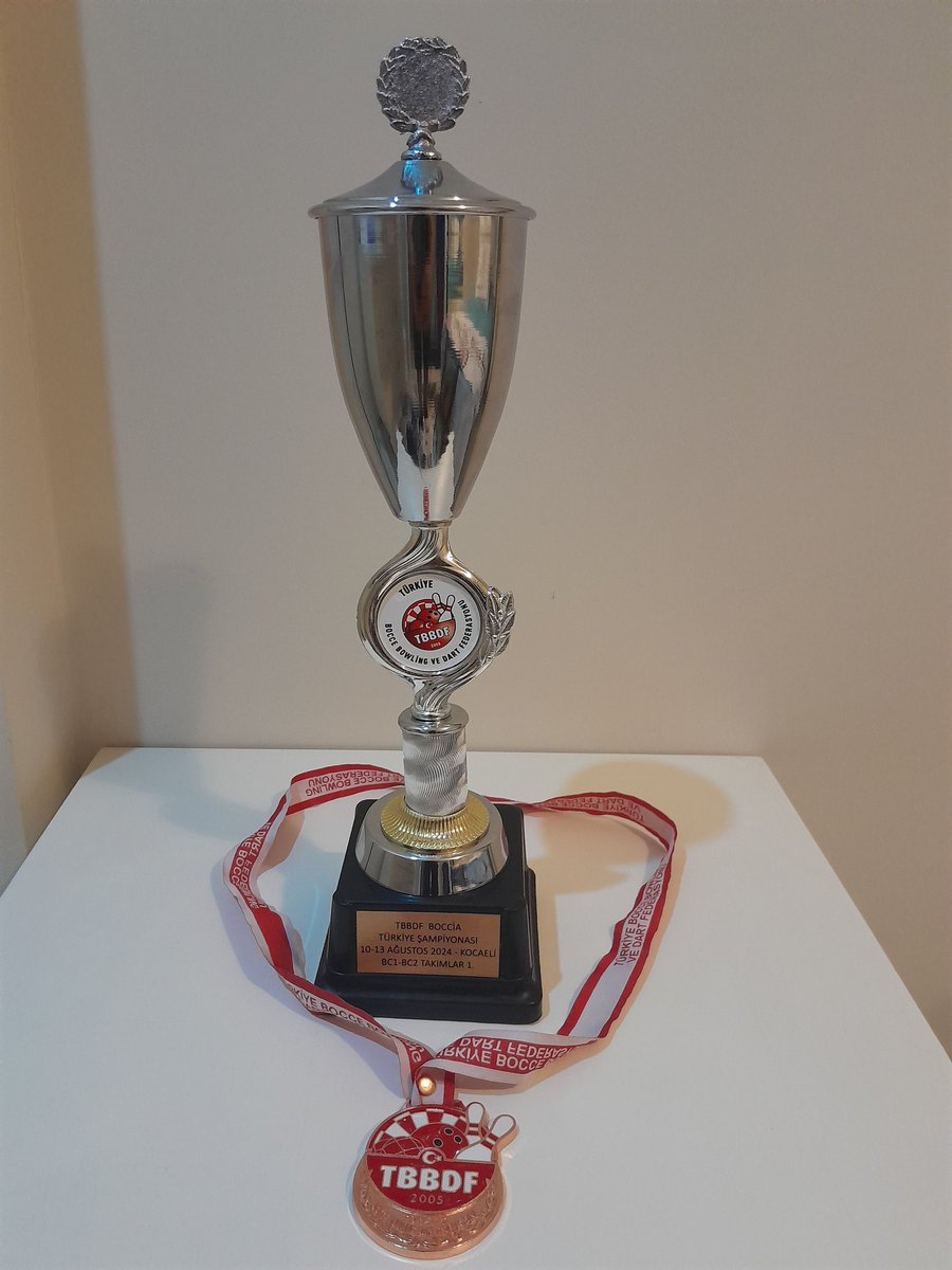 ATileyasam tweet media