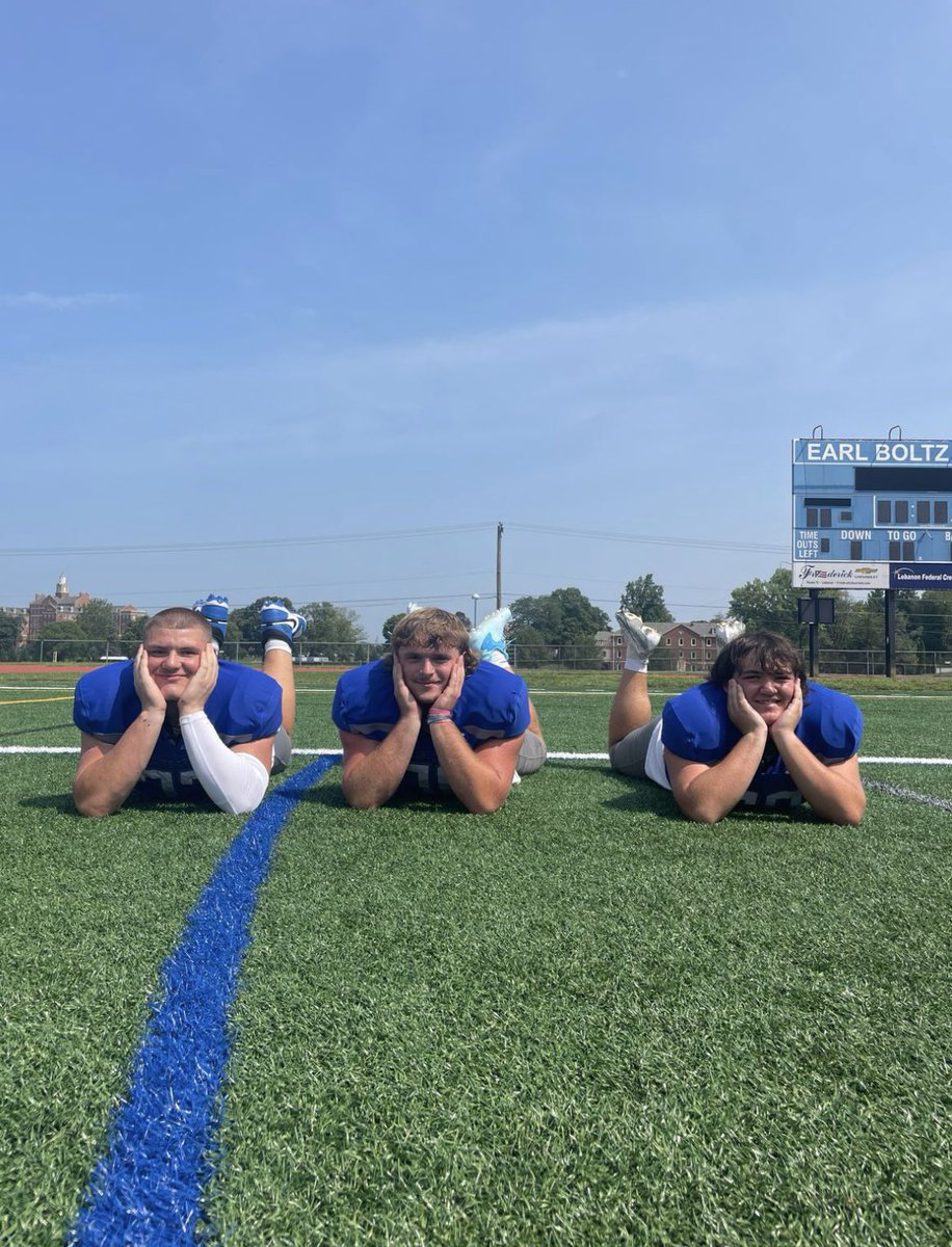When you tell your linemen to make some “glam” photos!   😆