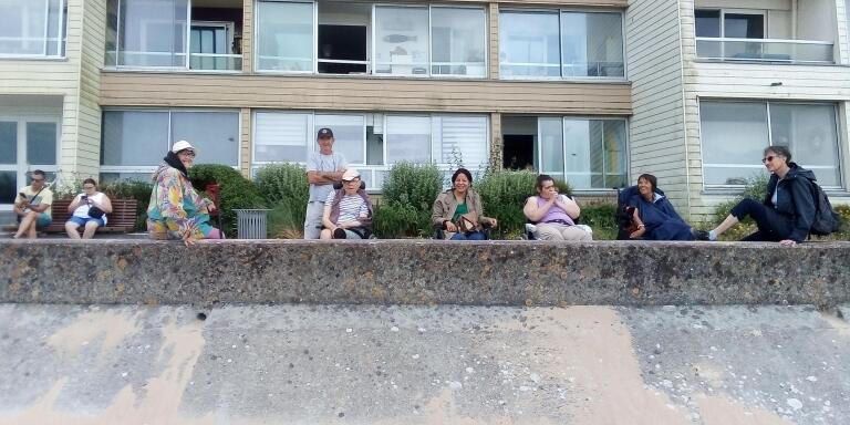 ⛅ Sortie balade à Courseulles sur mer de mardi, malgré le temps un peu gris 🙂
#APFFrancehandicap 
#baladealamer