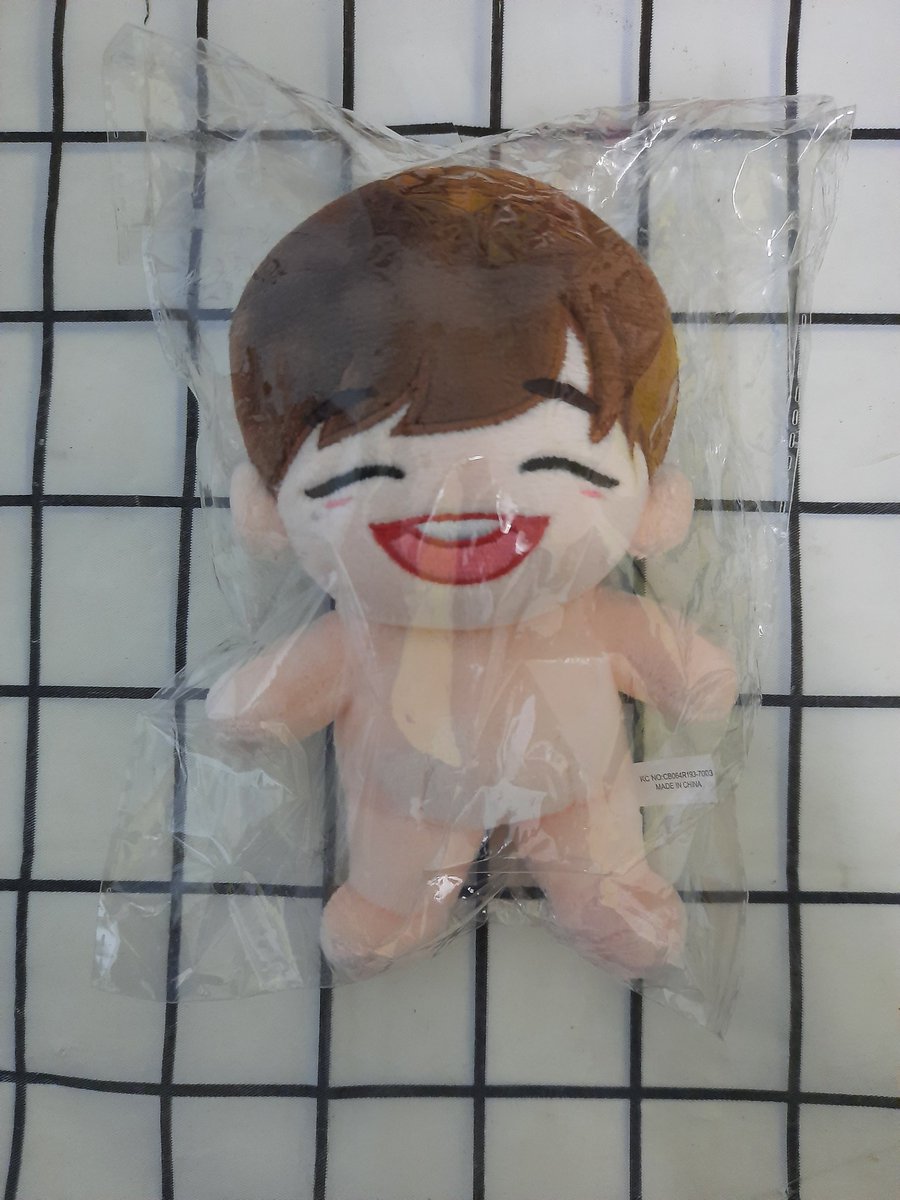 ncityzenies's tweet photo. [#wannaone]
- kang daniel doll : rm40 ea
(have one peach outfit : rm15)
- wanna one season greeting 2019 : rm50 all (some items might not be available inside negotiable)
exc pos https://t.co/iN7gyEdJHC