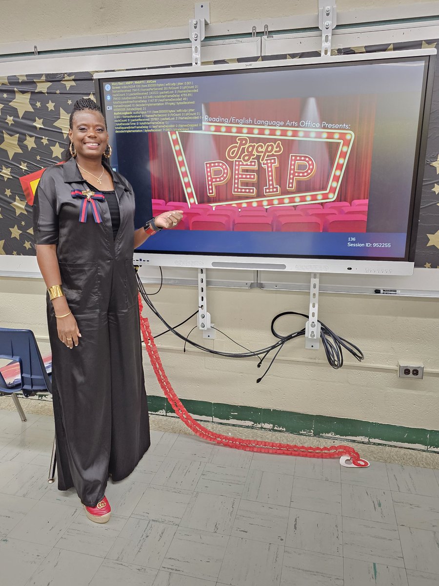 Tia Collins tweet media