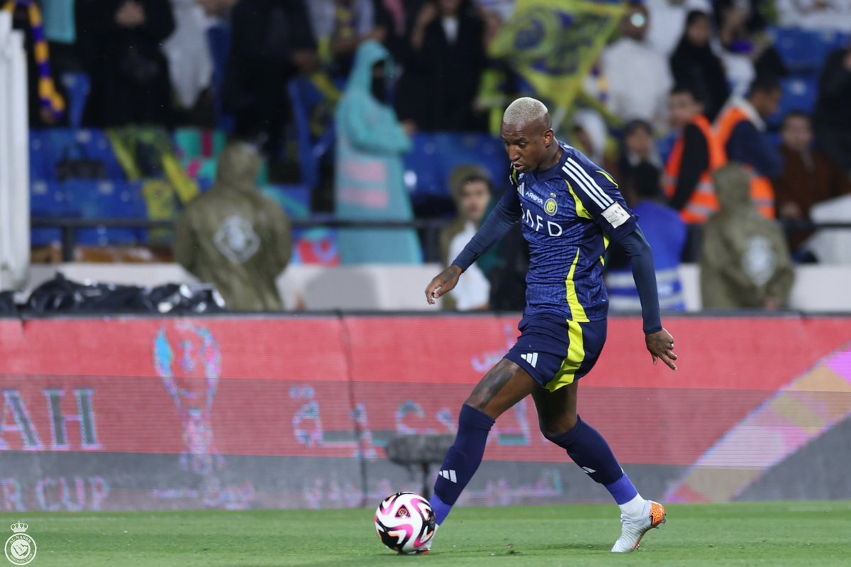 🚨🚨🚨🚨❓||

جمهور #النصر من تفضل ان يشارك أساسيًا ضد الهلال بالنهائي غدًا 🤔؟

🇧🇷 آندرسون تاليسكا 
🇸🇦 أيمن يحيى