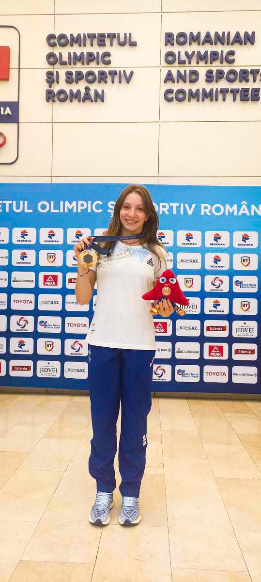 fangymnastics's tweet image. Happy kid!🥉
#AnaBarbosu