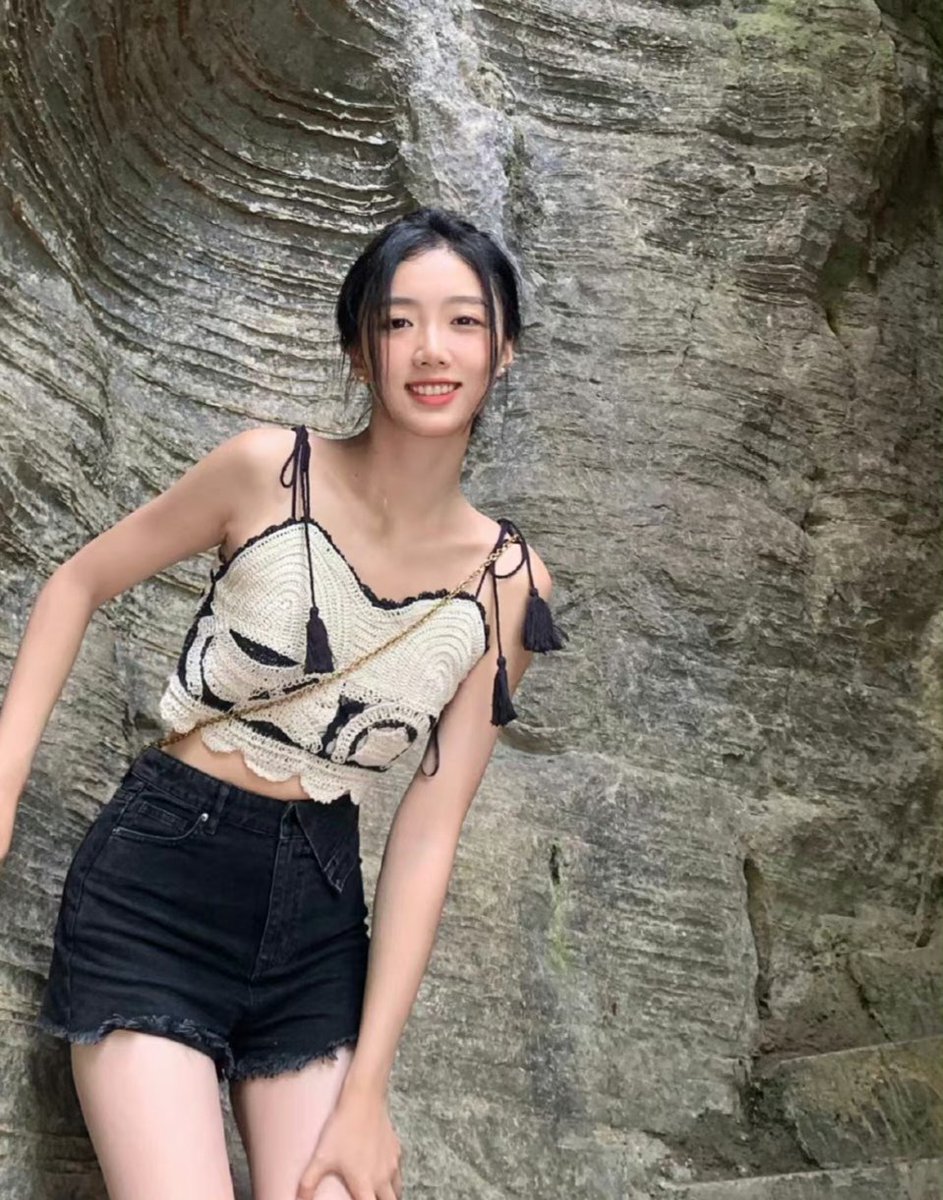 上课文静老师，下课清新小达人。 https://t.co/0OQHyIZwL6