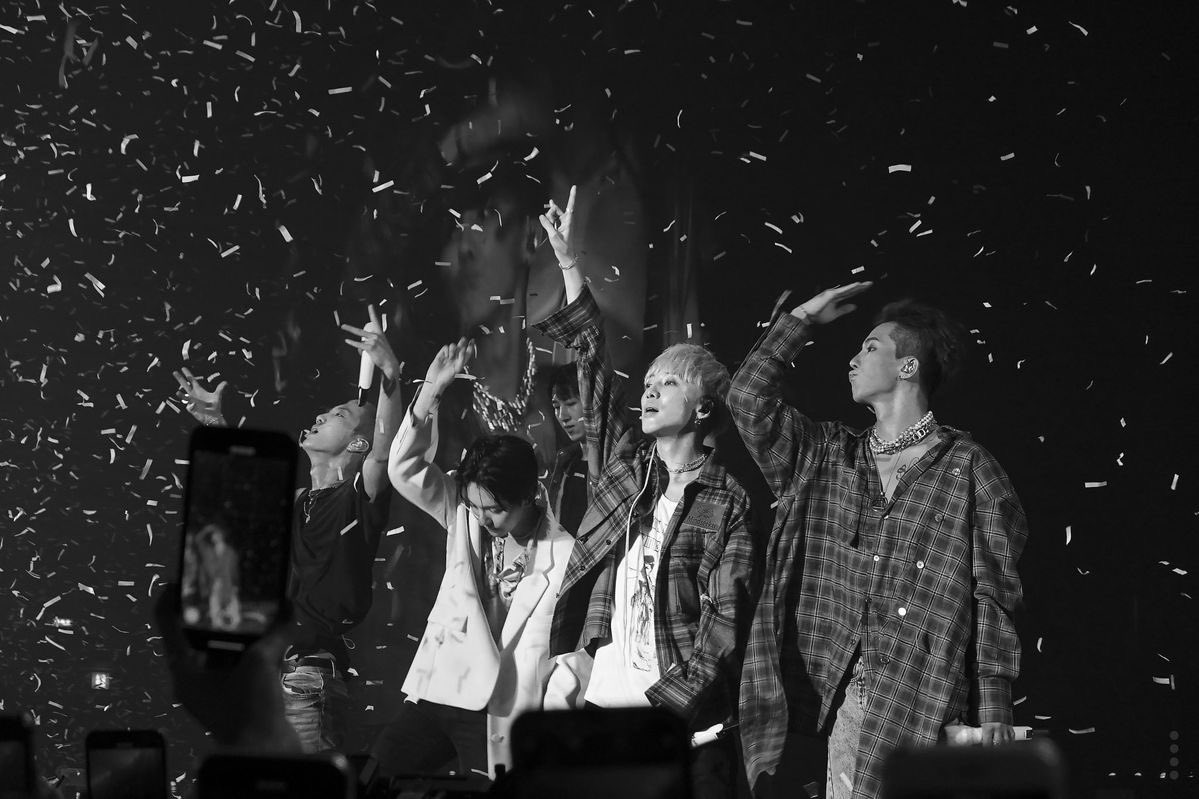 __mochiimochii's tweet image. words are never enough to express how much you boys means to me and have helped me navigate through school, uni & now work and from the bottom of my heart thank you for existing my loves 🥹🥹 I hope we will walk on this path together fourever 🫶🏽💙
#10YearsWithWINNER