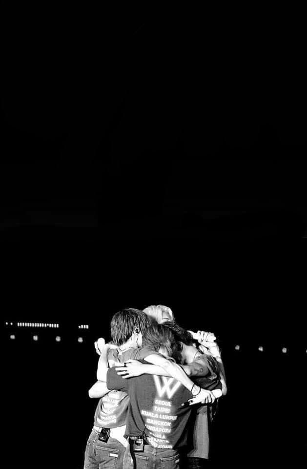 __mochiimochii's tweet image. words are never enough to express how much you boys means to me and have helped me navigate through school, uni & now work and from the bottom of my heart thank you for existing my loves 🥹🥹 I hope we will walk on this path together fourever 🫶🏽💙
#10YearsWithWINNER