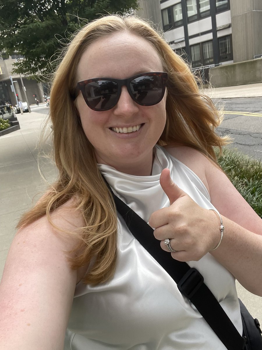 Just got my 6 month skin check at <a href="/MGHDermatology/">MGHDermatology</a> no new melanomas! It’s been a year and a half since I was diagnosed and I will continue to shout from the rooftops that early diagnosis was key. 

See your doctors! Make the appointment! <a href="/SkinCancerOrg/">The Skin Cancer Foundation 👒</a>