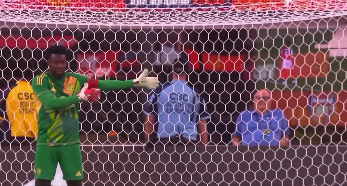 FreePicksGuru's tweet photo. I feel sorry for Man United fans this season 😭 https://t.co/rJcZ5pMWu3