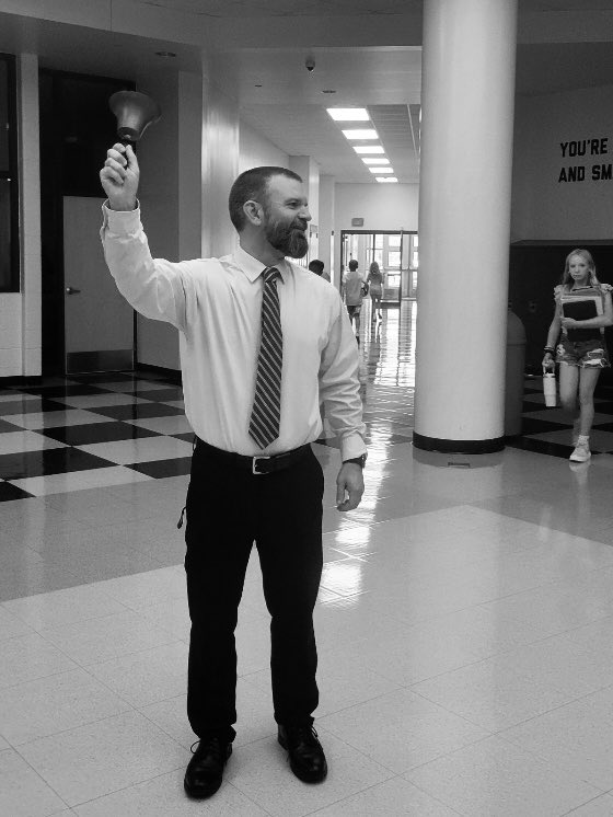 MmsSages's tweet image. When the intercom/bell-system goes out on the first day of school, sometimes a man has to ask himself, “What would Charles Ingalls do?” #GoSages #LittleHouseOnThePrairie.