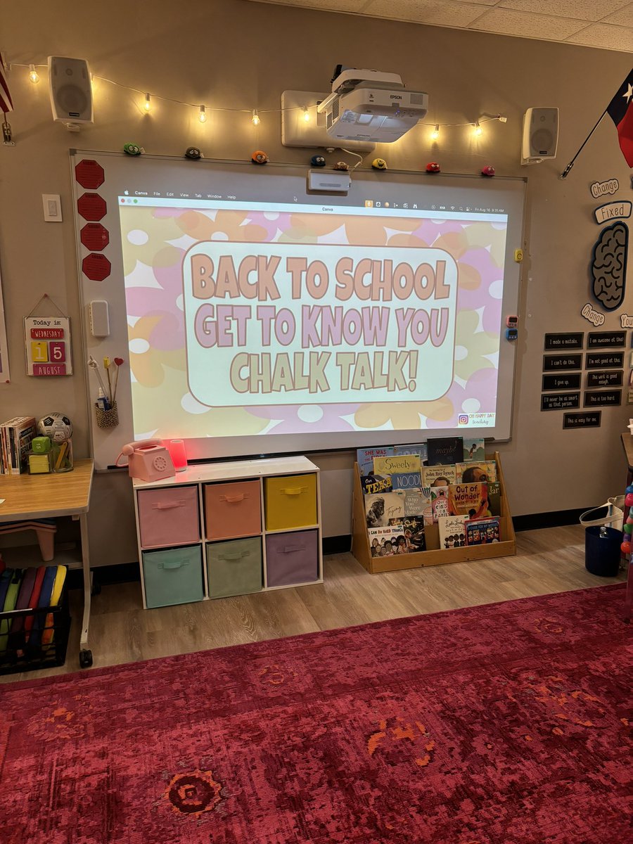 MrsParker4th's tweet photo. Having so much fun getting to know my students and hearing all the great discussions! https://t.co/6x3kUbd64T