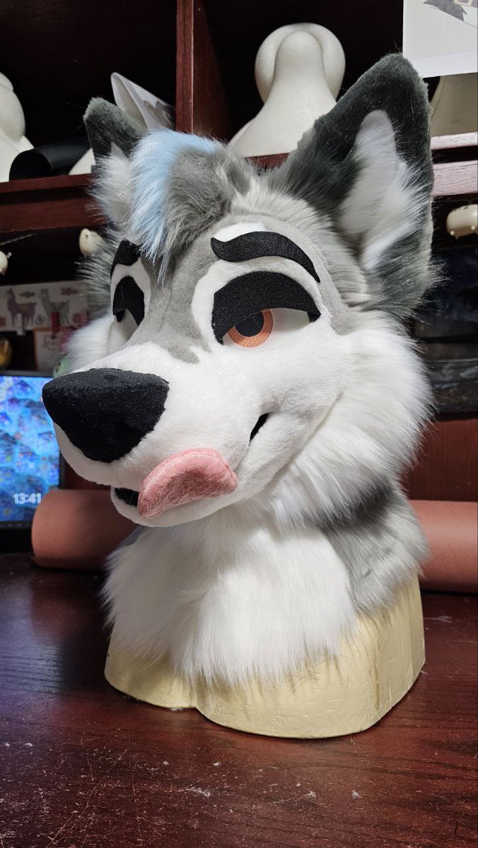 NordstromKaiju's tweet photo. Happy #FursuitFriday ! Lets welcome Exccy in the family! <3 :) He was a lot of fun to work with! Hes also a full digitigrade suit <3 https://t.co/9bEfbBssBl