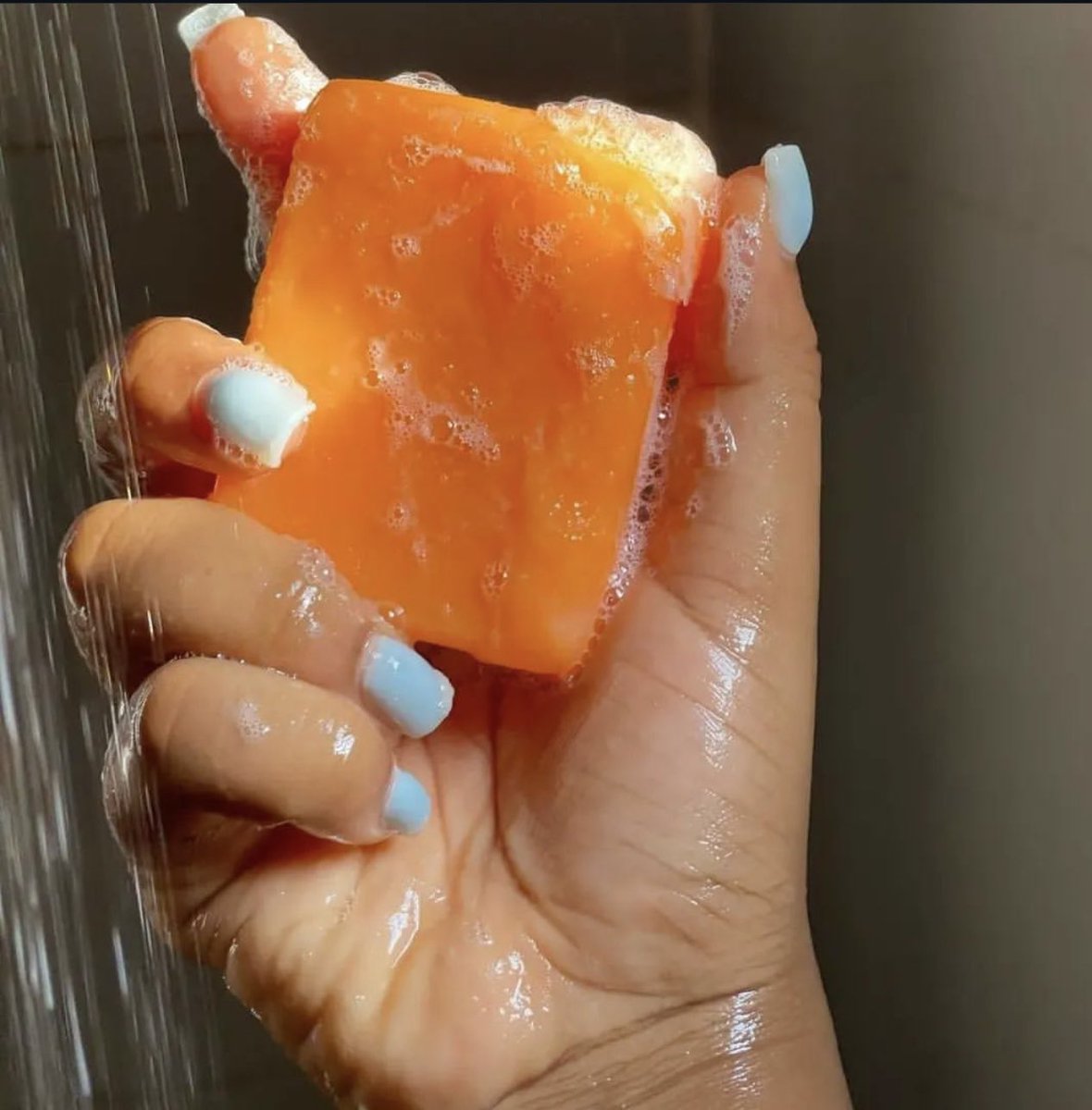 Tipriht's tweet photo. Offrez à votre peau un éclat incomparable avec la gamme Kojie San ! 🌟
📍 Disponible chez Tipri, Place Boyer, Pétion-Ville.
🕒 Du lundi au samedi de 7h à 18h, dimanche de 9h à 15h.
🚚 Service de livraison disponible.
📞 Contactez-nous au +509 4630 6711.

#KojieSan #Tipri https://t.co/VTzpBw41CR