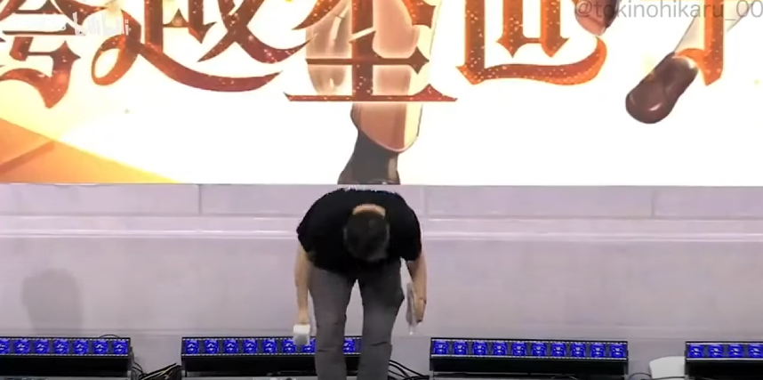 Da Wei da su discurso entre lágrimas en el Genshin Impact FES 2024, ¿Hay un nuevo futuro para Genshin Impact?

"Durante el último año el equipo de desarrollo de Genshin y yo hemos sufrido mucho de indecisión y ansiedad, sentimos como si hubiésemos pasado uno de los peores