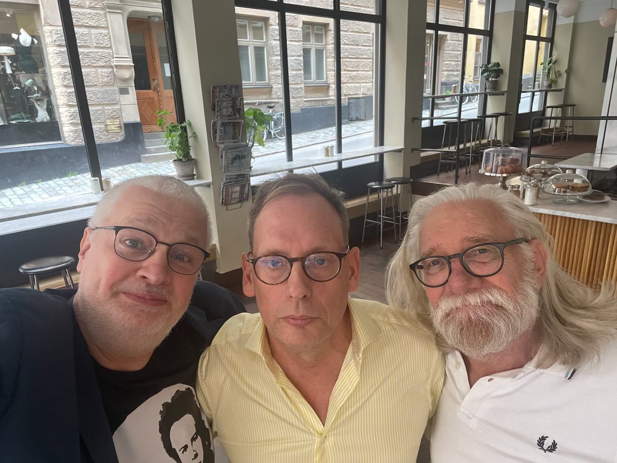 Oisín Cantwell tweet media