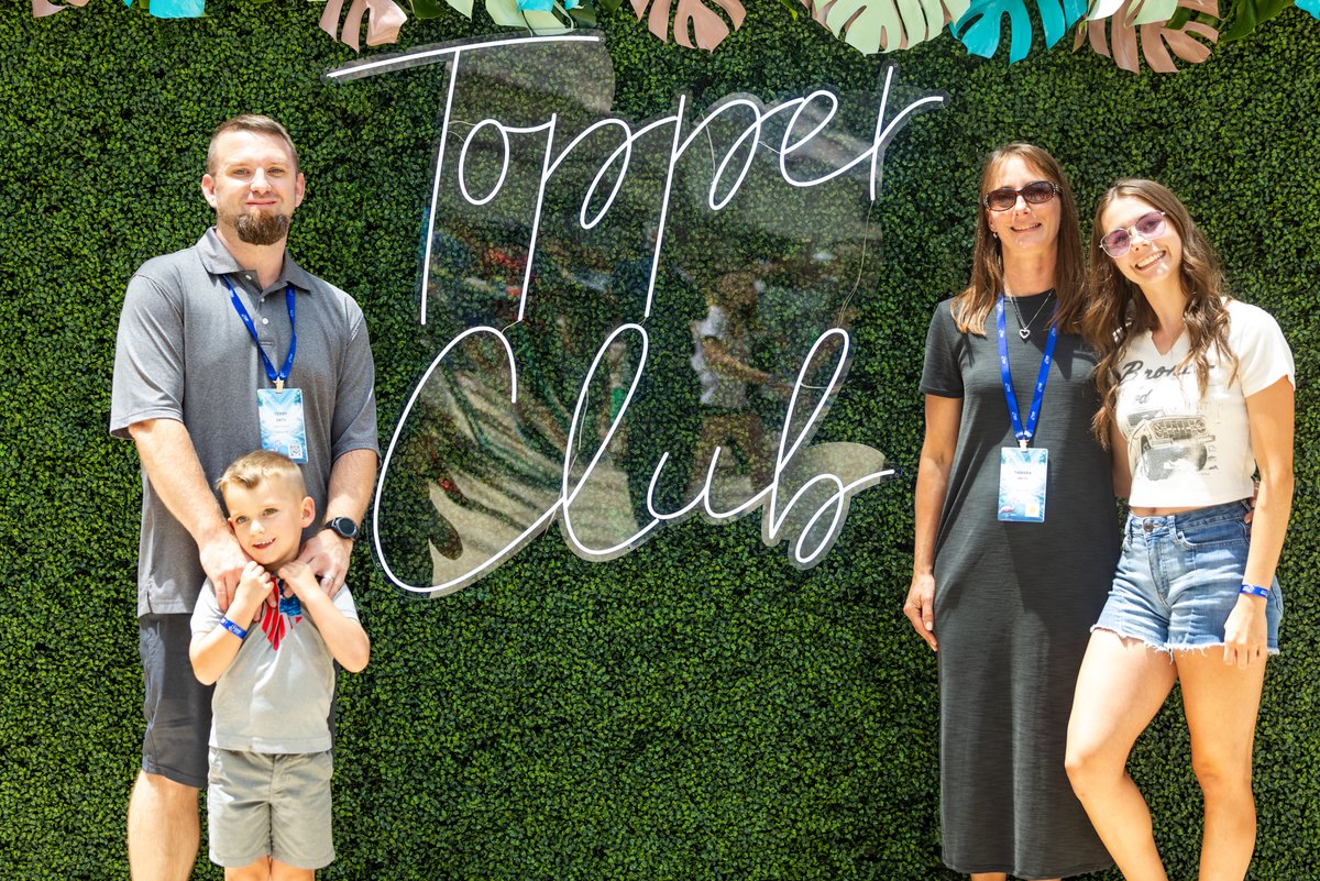 tsmithagent's tweet image. A heartfelt thank you to our incredible staff for their hard work, dedication, and passion—you are the backbone of our success. And to our wonderful clients, thank you for your trust and continued support!