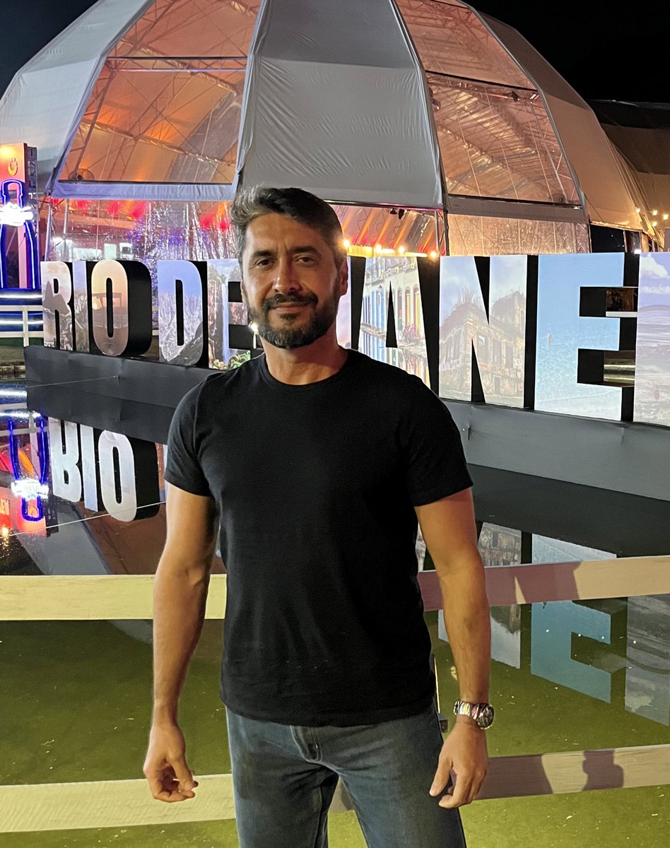 Turma dos nascidos de 1970 a 1979. 
Essa é de ontem…Os 50 estão se aproximando muito rápido! 🙈