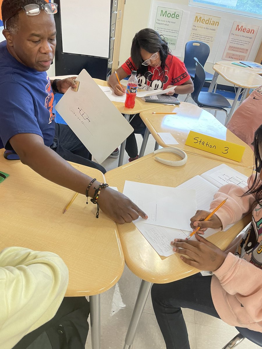 Jocelyn G. tweet media