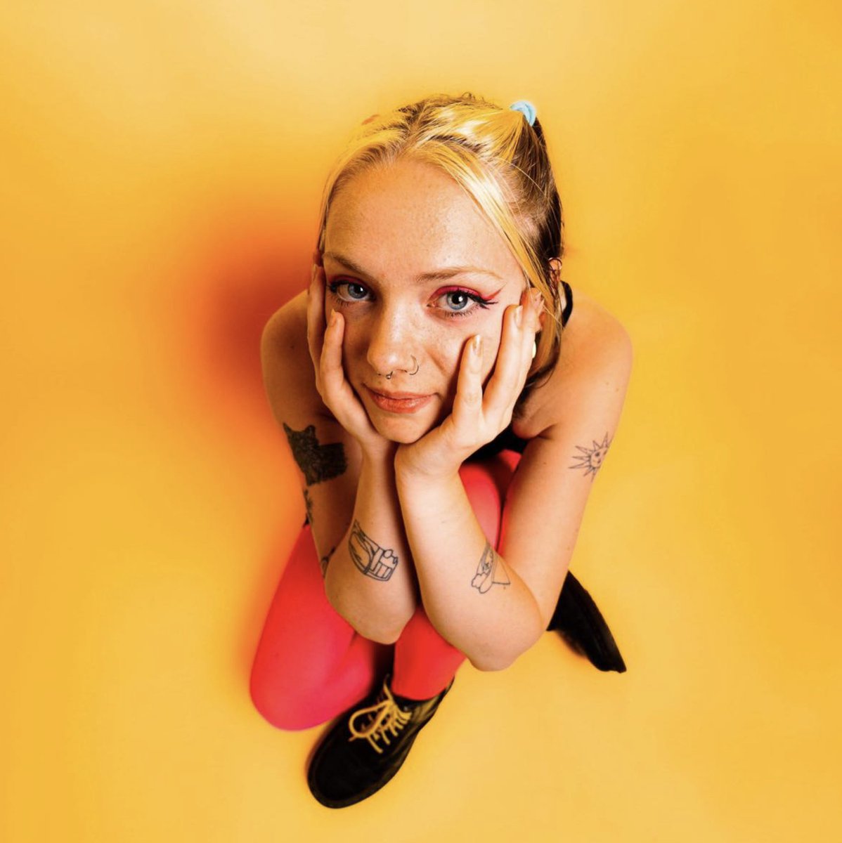 JUST ANNOUNCED: @HoneyBoxLive is taking over Keele’s Clock House Courtyard for a night of live music on Saturday 1 September. 🎶

The unique outdoor venue will showcase local talents like FOARN, Johntay DB, Mara Liddle, and Koala.

Find out more: tinyurl.com/y2bekb5s