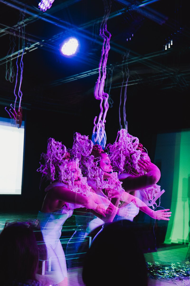 oram_awards's tweet photo. Welcome to EDRENLAT

A fruitful meeting at Heathrow Airport in 2019 led to the creation of ‘Edrenlat: Planet of The Glacier Women / SYI KA (Invocation to The Sky)’ - two pieces composed by #LouBarnell and #AnnaHomler's voices. 

Out on August 19th on #TheLumenLake https://t.co/ICcBNvkh4H