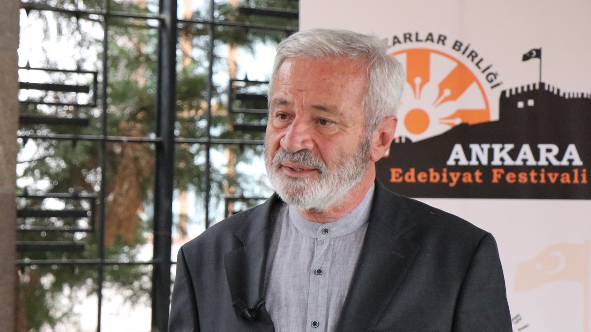 TYB kurucu ve şeref başkanı merhum D. Mehmet Doğan’ın Hakk’ın rahmetine kavuşmasının yedinci günü dolayısıyla; 19.08.2024 Pazartesi günü saat: 18.00'de; TYB Genel Merkezi D. Mehmet Doğan Divanı’nda anma programı düzenlenecektir.

tyb.org.tr/merhum-d-mehme…