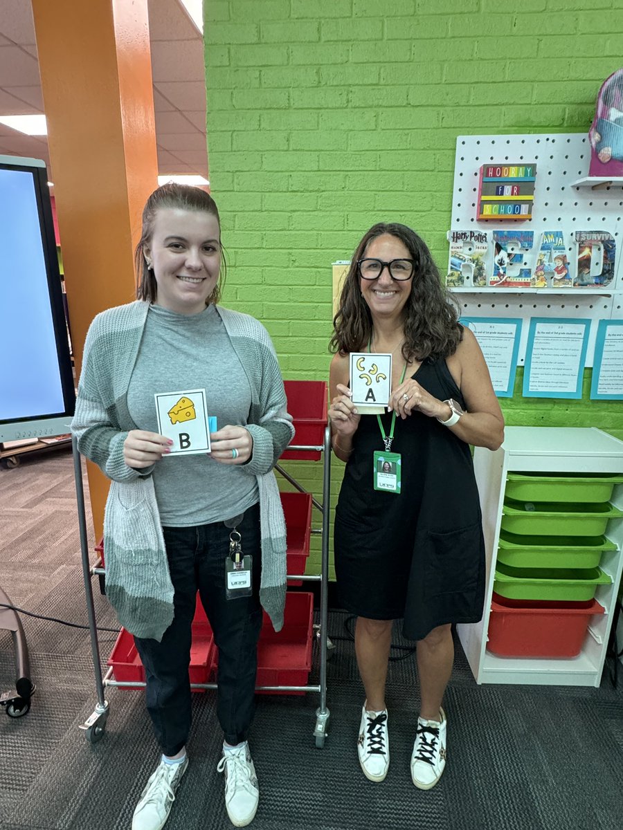 BentonHeightsES's tweet photo. Teacher leaders worked with our newer staff members on BHESA’s behavior and leadership (@TheLeaderinMe ) systems. @aestinch @AGHoulihan @boatcandice #TeamUCPS #BetterWithWe @UCPSNC https://t.co/uaODO0cv8A