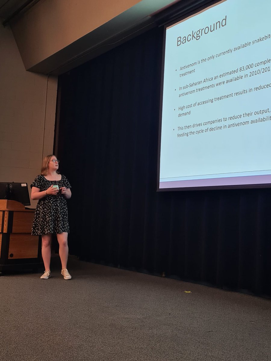 CDawson171's tweet photo. Heading home after a great week @grcvenom and #grsvenom! Wonderful opportunity to share the work we've been doing @CSRIatLSTM assessing antivenom efficacy! Leaving with plenty of new ideas for the next stage of my research! 👩🏼‍🔬🐍 https://t.co/12dJPGHV3m