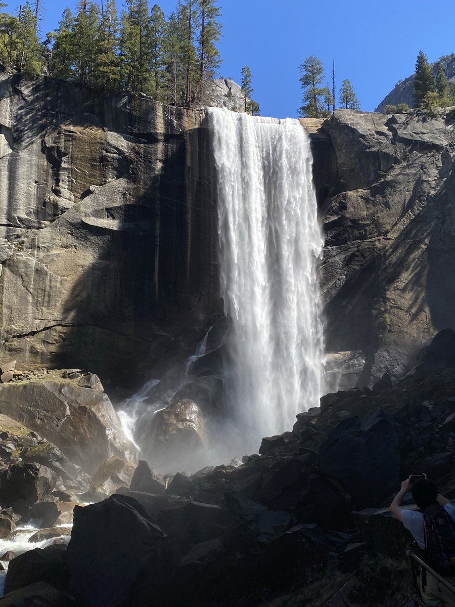 kylemariewrites's tweet photo. Day 5 of #UltExplorer: My Yosemite was scheduled for the 1st week in Apr2020- I got Covid the week after schools closed + had long Covid. Trip was postponed 2 yrs + I was devastated, but it was worth the delay when I made it out! #YosemiteNPS Vote daily! https://t.co/YrlJybBUrY https://t.co/6dOmclT2nd