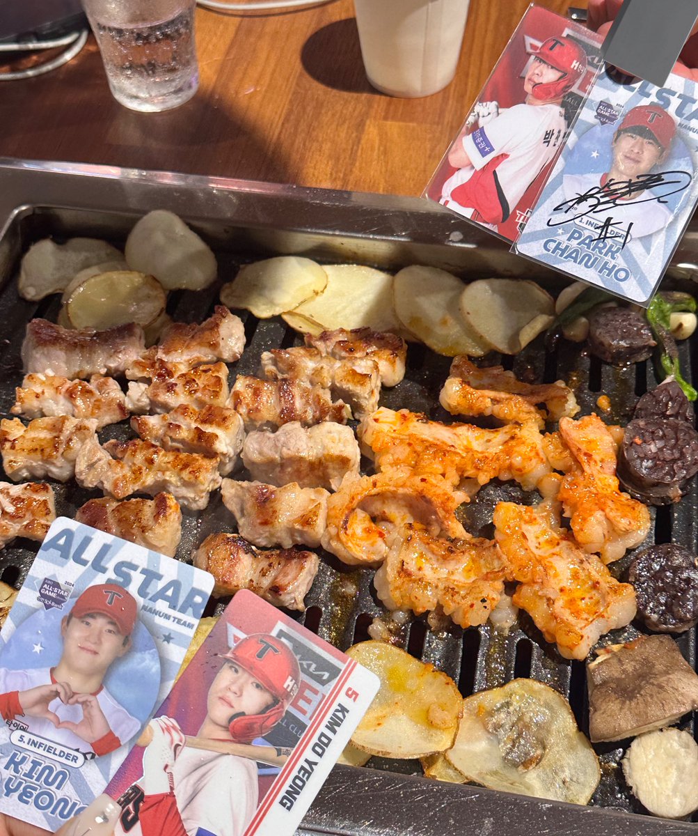 📍후발대 잠실직영점

직원분들도 친절하시고 
감자가 넘흐 맛있음 💕🐯