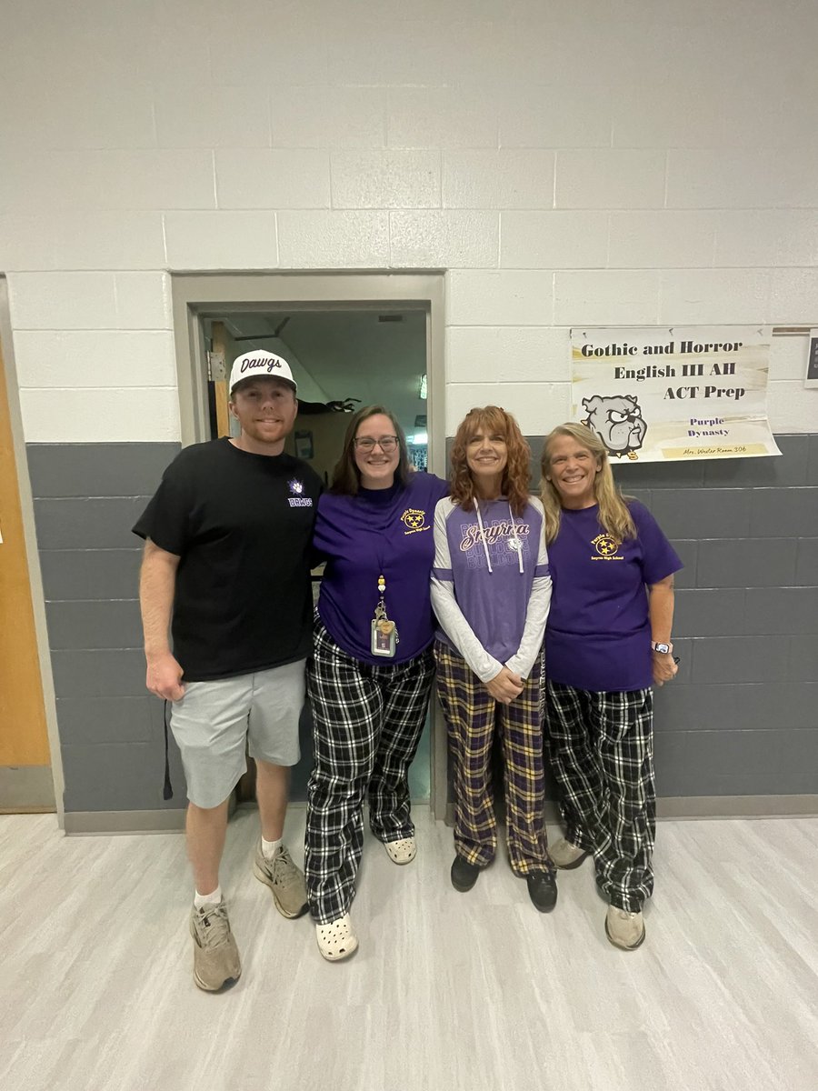 iPurpleDynasty's tweet photo. @SmyrnaBulldog @SmyrnaStuCo @smyrnaathletics 🐾Smyrna PJ’s and PURPLE AND GOLD ⭐️ #OnlyOneSHS https://t.co/VzbQDJUfOZ