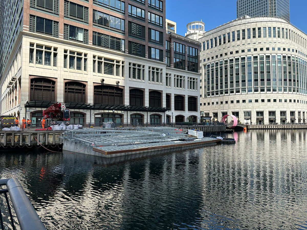 CheviotInstall's tweet photo. Cheviot are near completion with the job down at @canarywharflondon. We are definitely on the home stretch and if this was the Olympics I’m sure we’d be hearing the bell!

#Metal #Instal #Installation #MetalUK #Construction #ConstructionUK #Installation #Work #Working #London https://t.co/qu1kyJ3l5x