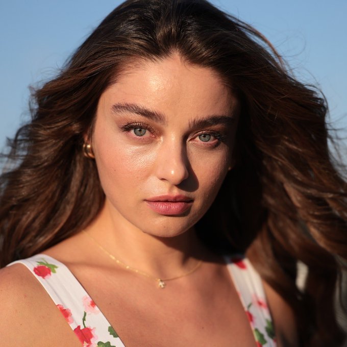 magazin_press's tweet photo. #AyçaAyşinTuran https://t.co/RFwva8A1r0