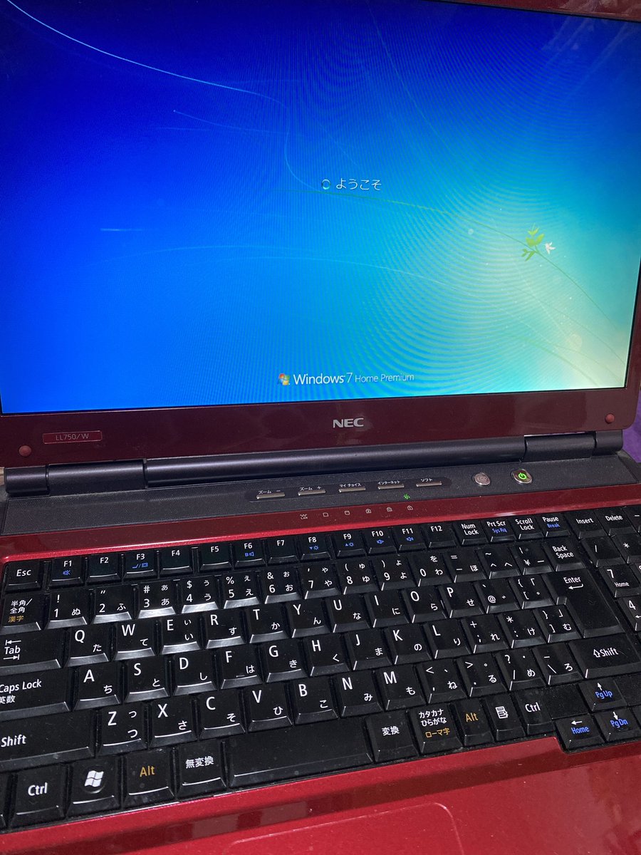 to_r_a_'s tweet image. 古のノートPCを捨てたんだけど色々と重すぎて最早自分でスクラップした方がはやい…？