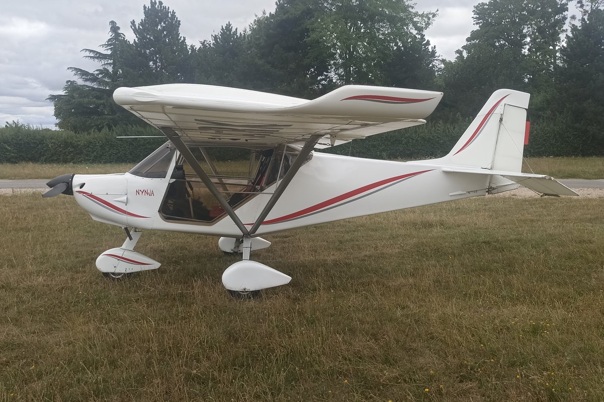 Globe_Spotter's tweet photo. Ravi d'être revenu pour un jour à la maison, d'avoir vu ma femme chérie et d'avoir pu voler. 😍😍
#ulm #ULMgeek #pilote #Avgeek #avgeeks #aviationlovers #LaFerte #LFFQ https://t.co/ExvVlz2GNe