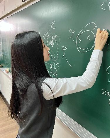 outrodhk's tweet photo. the apple of my eye 🫠 https://t.co/HC9umK40Fw