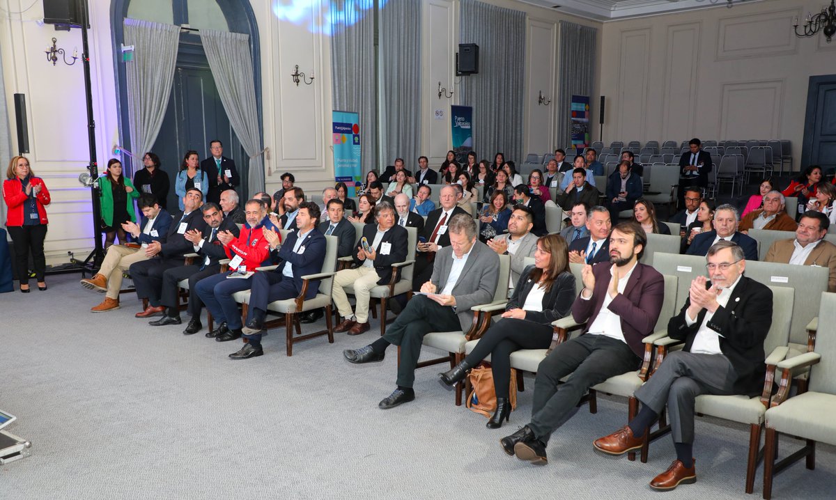 Puerto Valparaíso tweet media