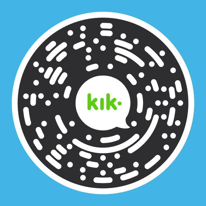 Come hang out with me on my kik live 🥰 https://t.co/K9c8bUsH3f