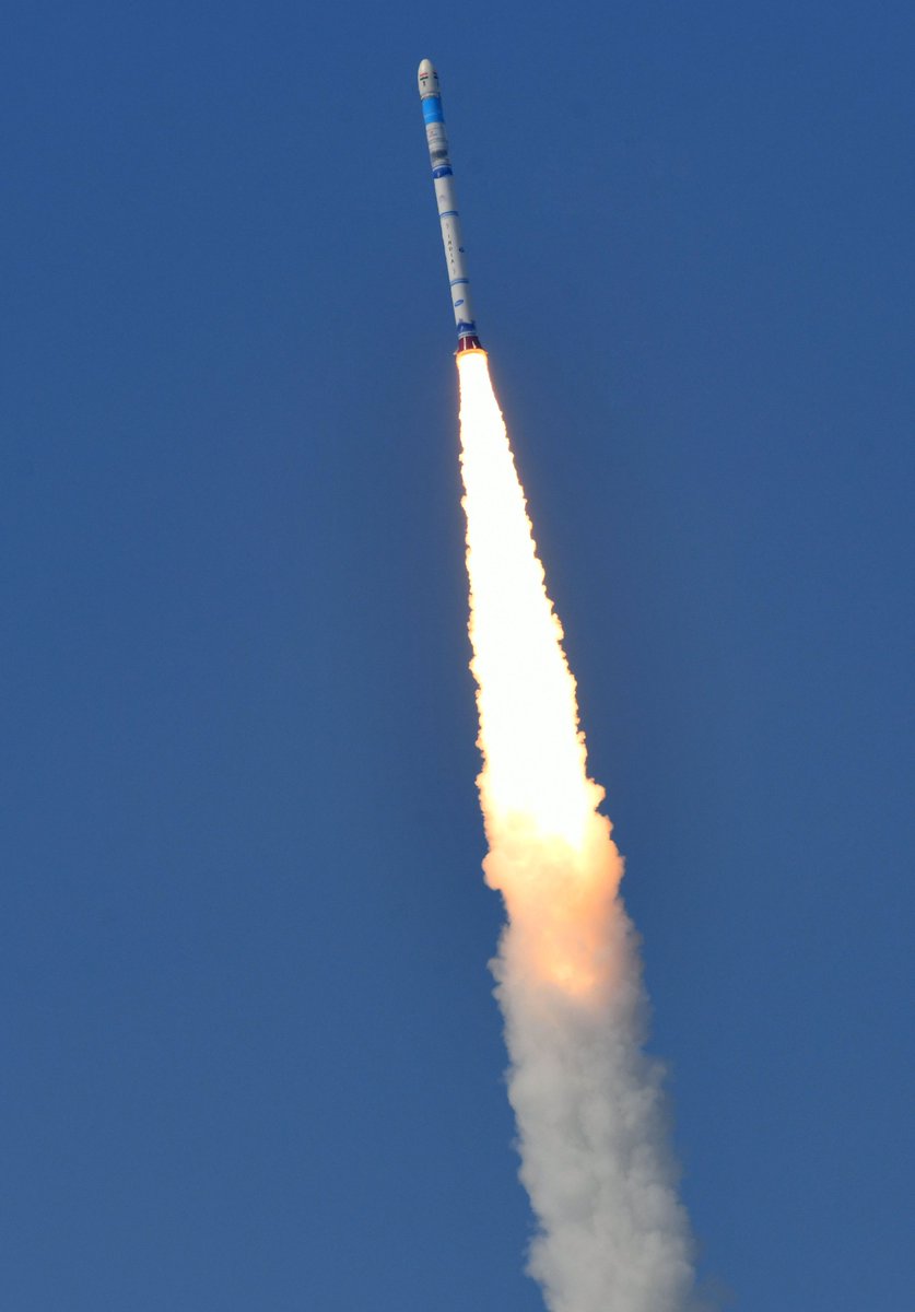 PointOrView's tweet photo. ISRO successfully launches SSLV-D3: By far the best Indian space launch footage. Also, find out why is this mission significant for India’s space sector? WATCH: https://t.co/SNoOsYmbjC
#India #IndiaSpace #IndiaNews #ISRO #ISROLaunch, #ISROLive,#EOS08 #SSLV #SSLVD3 #pointorview https://t.co/SAb6ivXt98