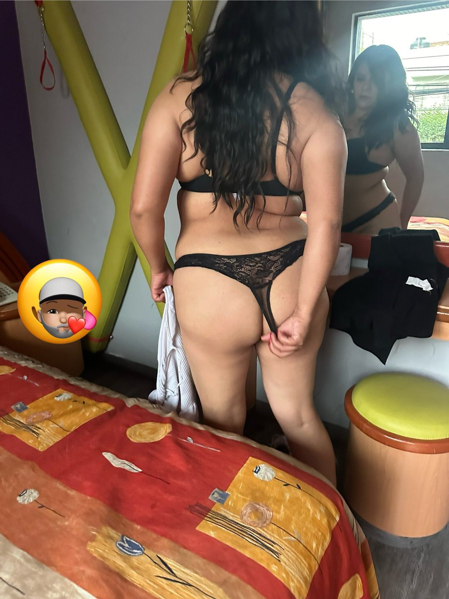 Sirenita y Tiburon 😋😋 tweet media