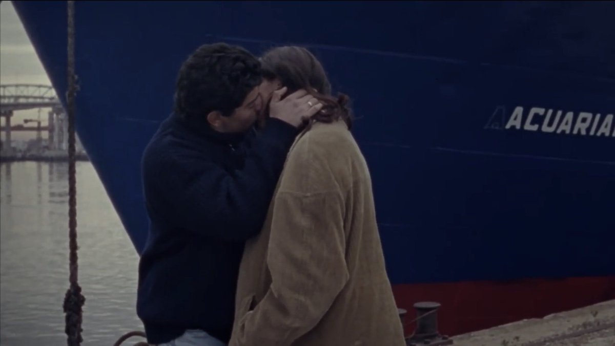 TheCinesthetic's tweet photo. Pizza, Birra, Faso (1998) dir. Adrián Caetano &amp; Bruno Stagnaro https://t.co/b82C6RqQBr