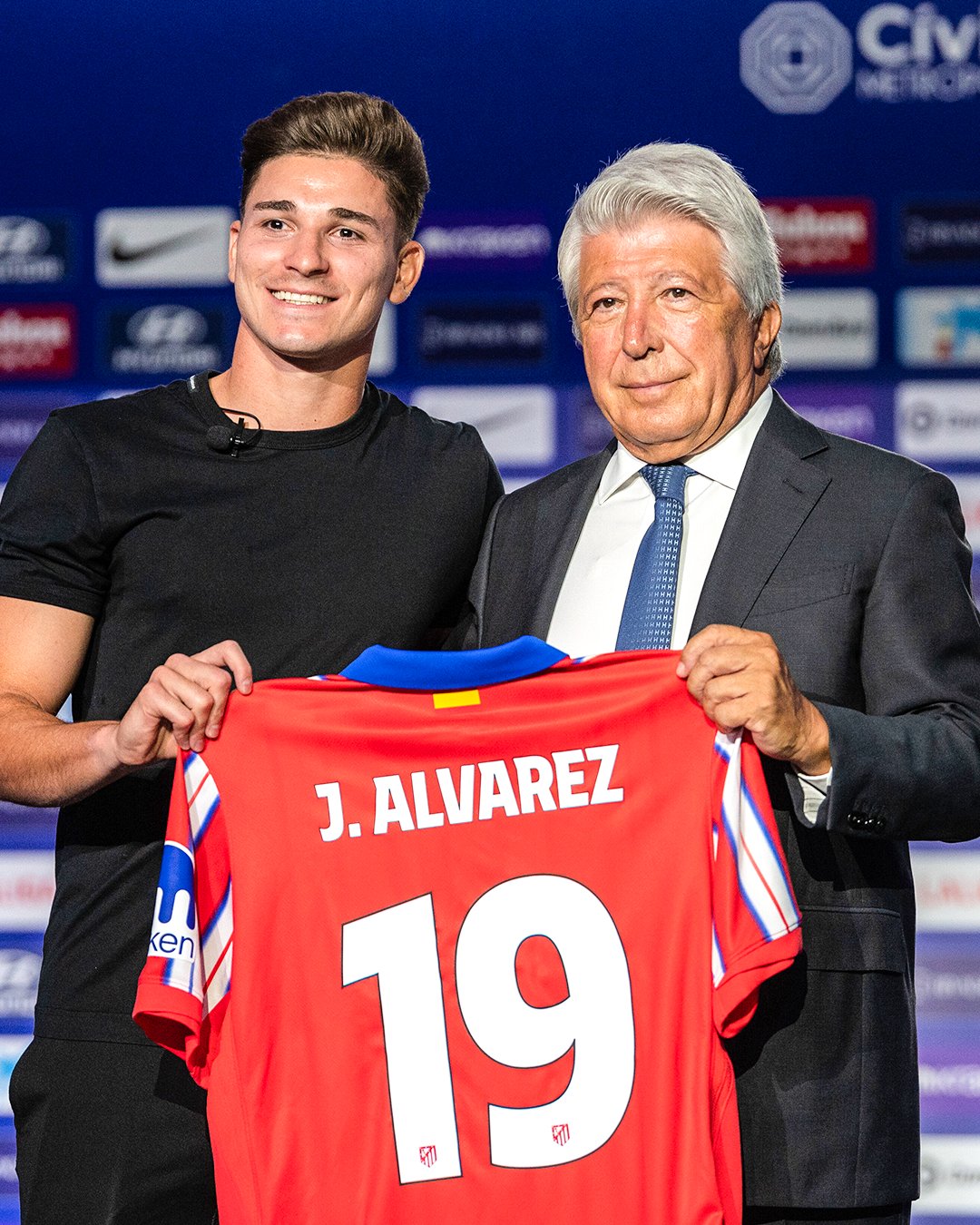 B/R Football on X: &ldquo;Julián Álvarez says what&rsquo;s up to Atlético 