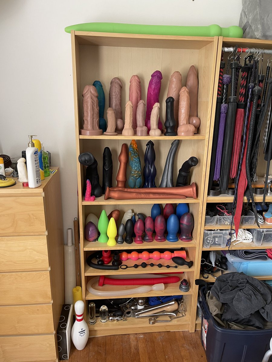 DaddyThiccLegs tweet media