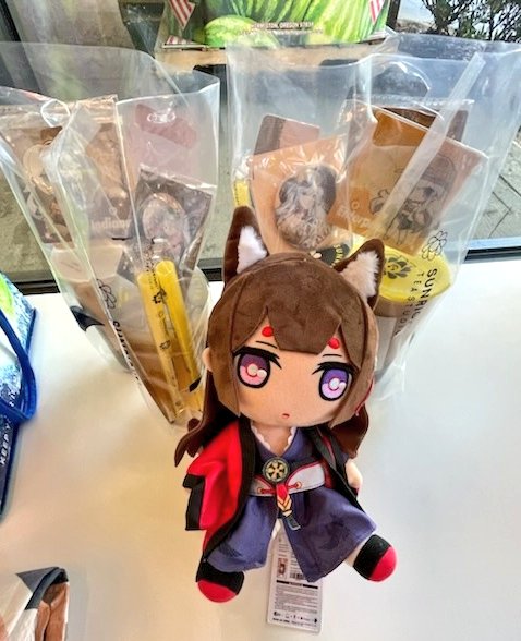 kurenaiseiba's tweet photo. got my drinks yesterday with amagi 😊 @SunrightTea #AzurLane6thAnniv #AzurLane #ALKickback https://t.co/uFX87zWrJ1