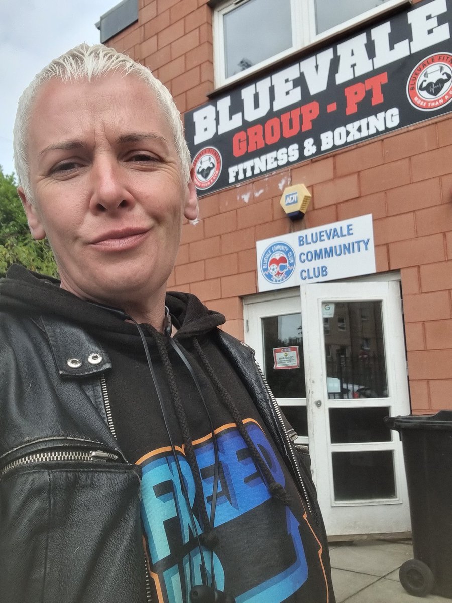 FreedUpEvents's tweet photo. Thanks to Babs and the @BluevaleCC Boxing Group for inviting me along to take part and share the #FreedUp journey with them today, was great fun ๐ฅ๐ฏ๐ช๐ผ
#recovery #recoveryfitness #recoverycommunity #boxing #MakingRecoveryVisible https://t.co/ICqHt0a1c7