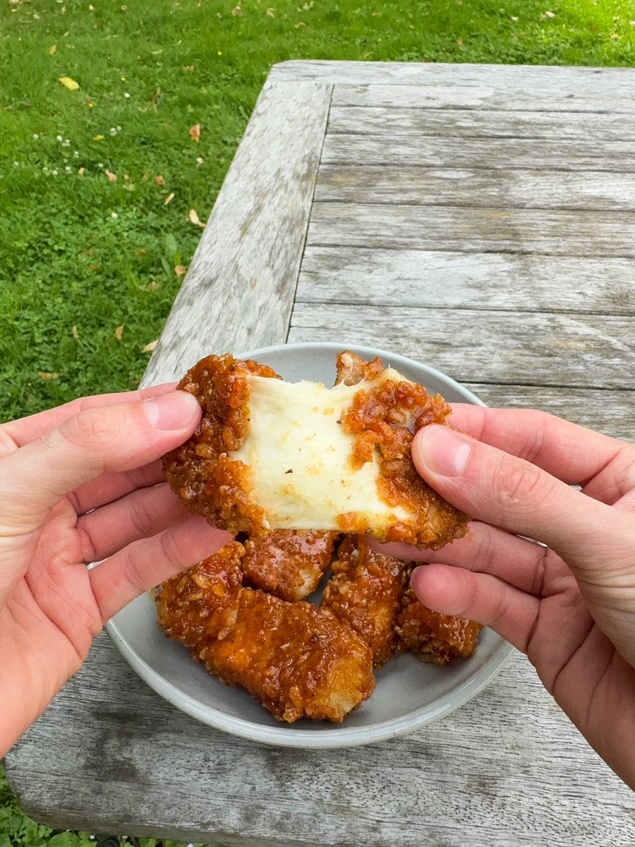 ben_racey's tweet photo. Rice Krispie coated mozzarella sticks! Deep fried until crispy then glazed with hot honey 🔥

From my blog: https://t.co/fX9L4u4HFt https://t.co/uM2L8PGqNw