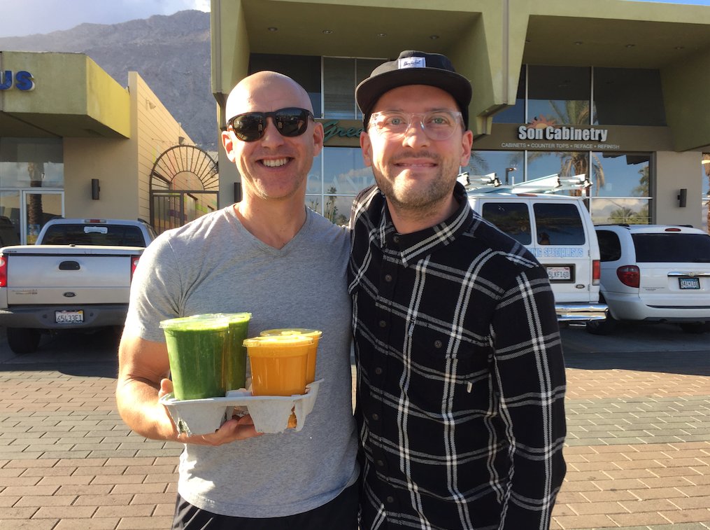 zendadddy's tweet image. What&apos;s a moment that changed your life?

I&apos;ll start - I was on vacation in Palm Springs at a vegan cafe, sitting with my wife enjoying breakfast when I heard a familiar voice. 

I glanced at the door and spotted a bald guy walking out, and instantly recognized it was Andy…