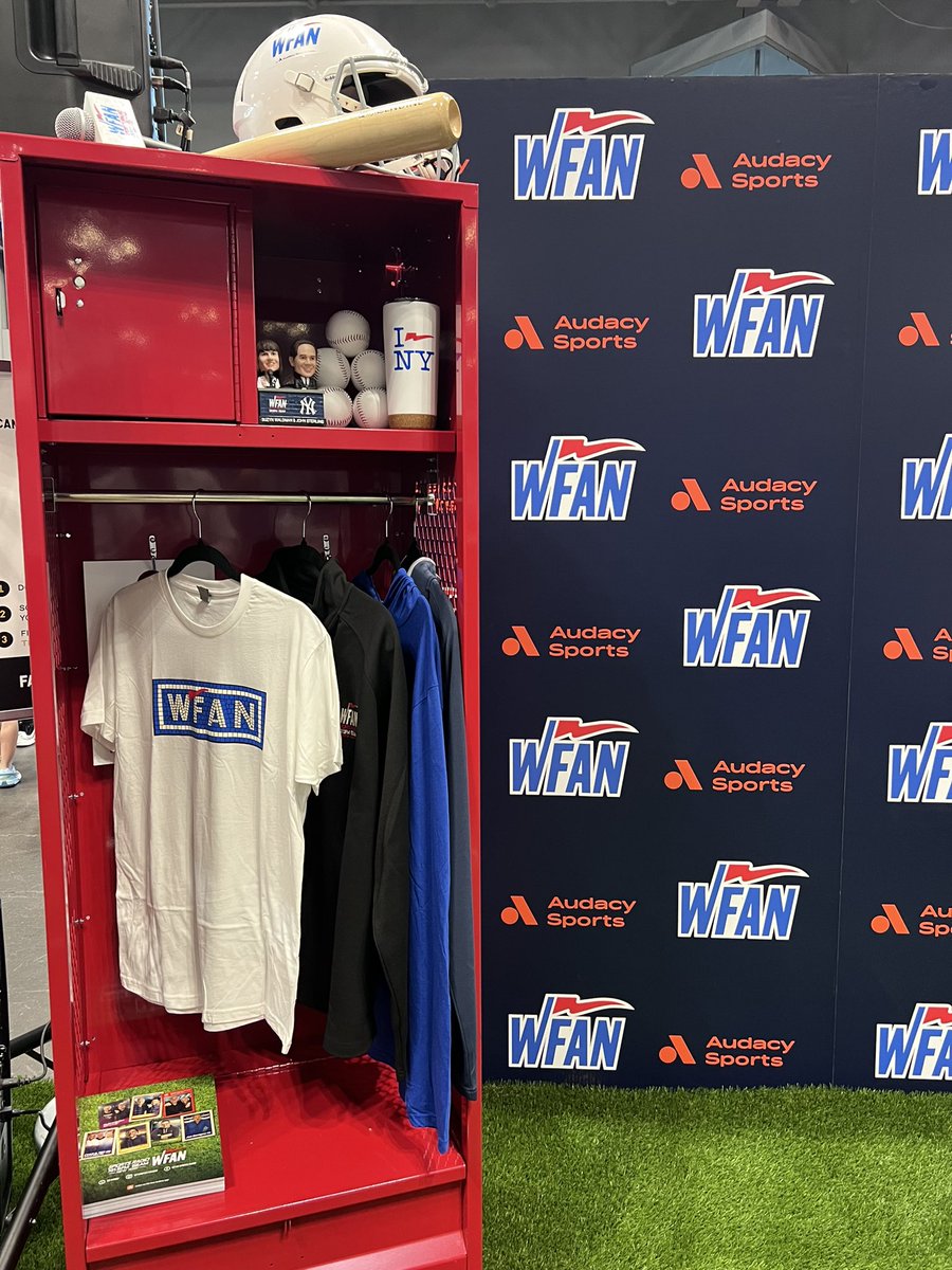 AudacySports's tweet photo. LIVE from @Fanatics Fest 2024…@WFAN660 is broadcasting live all weekend long! Drop by and say hello!

@BTandSal: 10-2
@EvanandTikiWFAN: 2-6 https://t.co/mAhSZOgHoD
