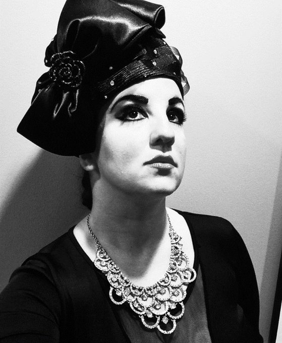 Flash back Friday - always look up - 2015 - Chicago . #portraitphotgraphy #blackandwhitephoto #glam #pinup<a href="/tag/glam"class="tags"><span>#glam</span></a><a href="/tag/pinup"class="tags"><span>#pinup</span></a><a href="/tag/modeling"class="tags"><span>#modeling</span></a><a href="/tag/fashionable"class="tags"><span>#fashionable</span></a><a href="/tag/blackandwhitephoto"class="tags"><span>#blackandwhitephoto</span></a>