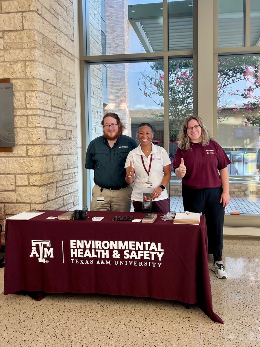 TAMU_Safety's tweet photo. Welcome back to @TAMU, Ags! Come see us as Howdy Week wraps up... practice using a fire extinguisher and grab some goodies! We'll be at the MSC until noon 👍 https://t.co/ZkvYwpS29r
