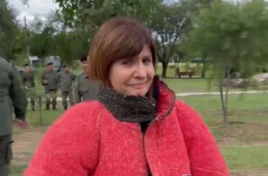 le dije a mi papá me prestas plata y me dijo prestar es cuando la devolves